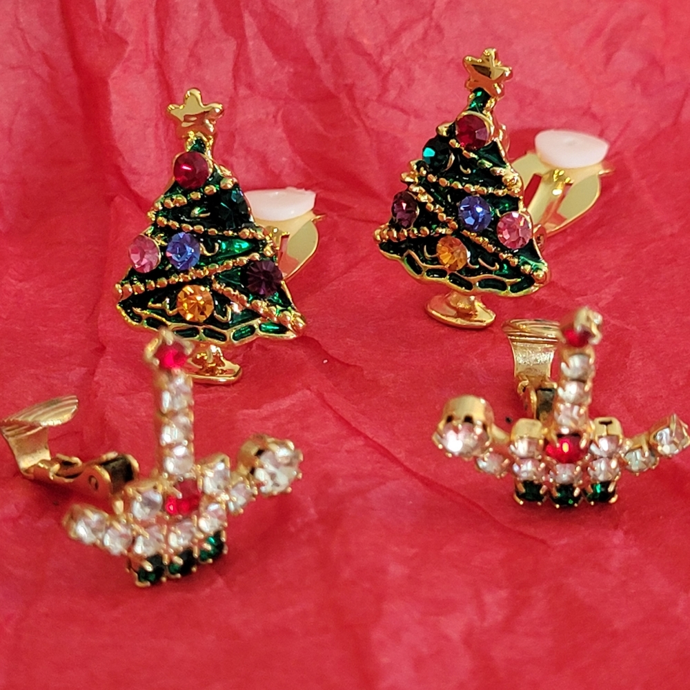 Christmas Jewelry Vintage to Now ~ Clip-On Earrings (2pr) & Brooch ~ Rhinestones - Picture 7 of 16